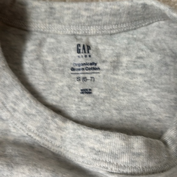 LOT Old Navy/Gap Girls Graphic T-Shirts Size 6-7 - Picture 5 of 13